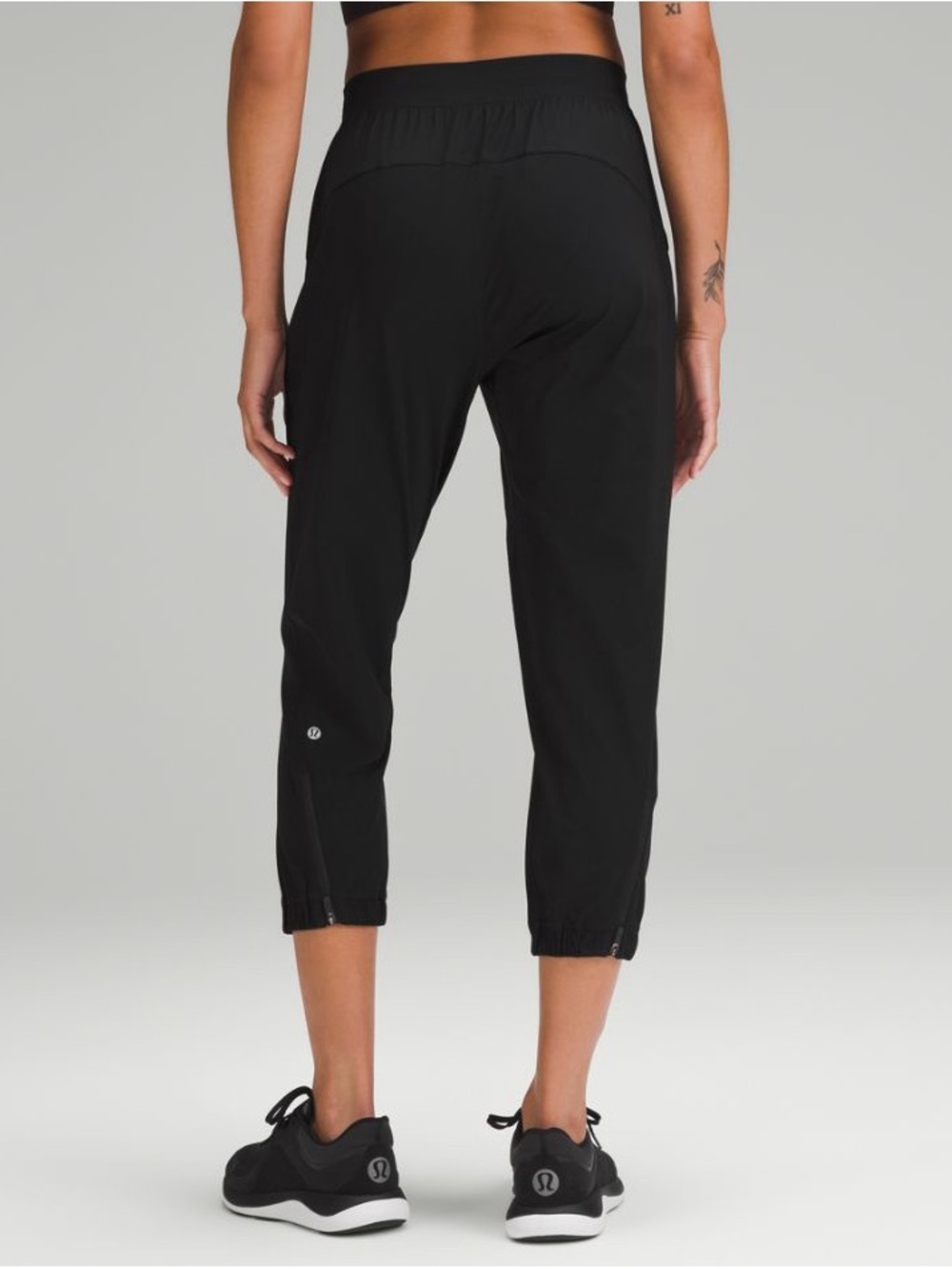 lululemon Women's Adapted State High-Rise Cropped Jogger sz 4
